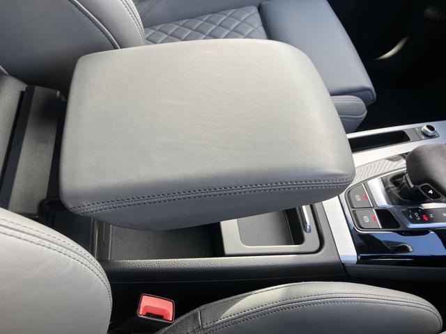 Ｑ５スポーツバック ４０ＴＤＩクワトロ　Ｓライン　Ｓ　ｌｉｎｅ　ｐｌｕｓ　パッケージ　アーティフィシャルインテリアレザー　アシスタンスパッケージ　ファインナッパレザー　マトリクスＯＬＥＤリヤコンビネーションライト／ダイナミックターンインディケーター（44枚目）