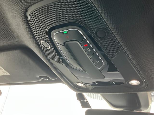 Ｑ５スポーツバック ４０ＴＤＩクワトロ　Ｓライン　Ｓ　ｌｉｎｅ　ｐｌｕｓ　パッケージ　アーティフィシャルインテリアレザー　アシスタンスパッケージ　ファインナッパレザー　マトリクスＯＬＥＤリヤコンビネーションライト／ダイナミックターンインディケーター（47枚目）