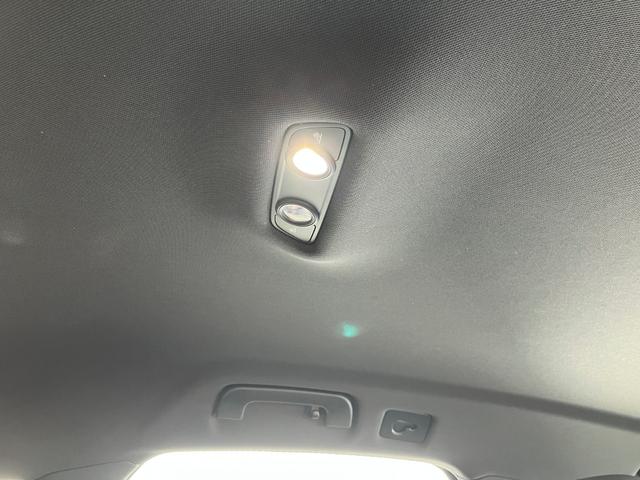 Ｑ５スポーツバック ４０ＴＤＩクワトロ　Ｓライン　Ｓ　ｌｉｎｅ　ｐｌｕｓ　パッケージ　アーティフィシャルインテリアレザー　アシスタンスパッケージ　ファインナッパレザー　マトリクスＯＬＥＤリヤコンビネーションライト／ダイナミックターンインディケーター（68枚目）