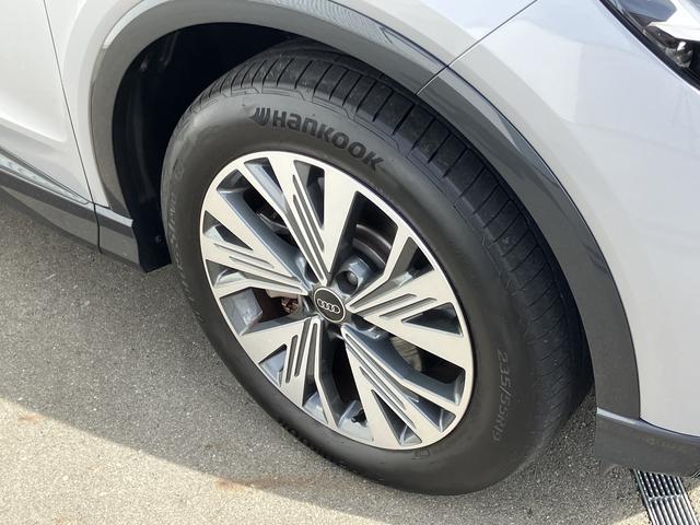 �`���������l����^�C�����X�ȃf�U�C���Ƃ́A�����N�����o�Ă����������͓I�ł��葱����B����͂܂�A�V���v���ȃf�U�C���ł���Ƃ`�������͍l���Ă��܂��B