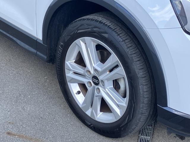 �`���������l����^�C�����X�ȃf�U�C���Ƃ́A�����N�����o�Ă����������͓I�ł��葱����B����͂܂�A�V���v���ȃf�U�C���ł���Ƃ`�������͍l���Ă��܂��B