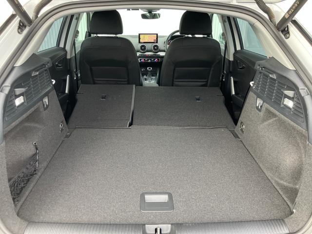 �ׂ����ӏ��⏬�������Ȃǎʐ^�ɎB���đ���܂��̂ŉ����Ȃ����\���t�����������B