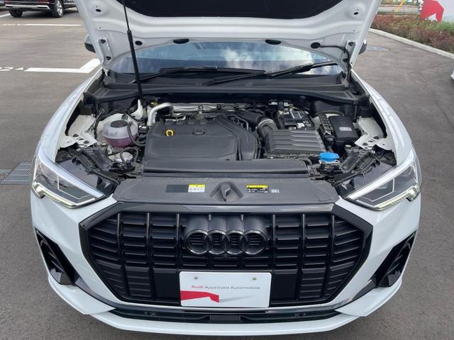 Ｑ３ ３５ＴＦＳＩ　Ｓライン　コンビニエンス＆アシスタンスパッケージ　ブラックスタイリングパッケージ　パーシャルレザー　スマートフォンインターフェース　１９インチアルミホイール２０スポークＶデザイングラファイトグレー（77枚目）