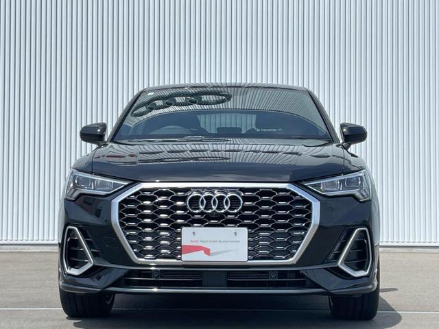 Ｑ３スポーツバック ハイスタイル　３５０台限定車　コンビニエンス＆アシスタンスパッケージ　プライバシーガラス　パーシャルレザー　ＲＳダンピングコントロールサスペンション　２０インチアルミホイール（3枚目）