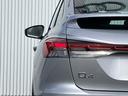 ４０　ｅ－ｔｒｏｎ　ａｄｖａｎｃｅｄ　インテリアプラスパッケージ　　オートマチックテールゲート　ワイヤレスチャージング　マトリクスＬＥＤヘッドライト　　マルチカラーアンビエントライティング（27枚目）
