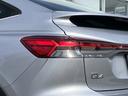 ４０　ｅ－ｔｒｏｎ　ａｄｖａｎｃｅｄ　インテリアプラスパッケージ　　オートマチックテールゲート　ワイヤレスチャージング　マトリクスＬＥＤヘッドライト　　マルチカラーアンビエントライティング（28枚目）