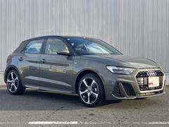 ���ܿͥǥ����ʡ���ȯ�Ƥˤ�äƣ�������ǯ������Ѥ���Ƥ��롢�֥��󥰥�ե졼�॰���ס��Ҥ��ܤǣ������Ȥ狼���ħŪ�ʥǥ�����ϣ������Υ֥��ɥ��᡼�����Ω���Ƥ��ޤ��� 4