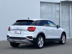 �����ή����뤳�Ȥʤ������Ĥλ���⿧�����뤳�ȤΤʤ��𡹤�����������Ĺ��ǯ���ФƤ�������̥��Ū�Ǥ���³���롣���Ρ֥�����쥹���������פ��������Υǥ�����ů�ؤǤ��� 4