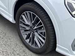 ������餬�ͤ��륿����쥹�ʥǥ�����Ȥϡ�Ĺ��ǯ���ФƤ�������̥��Ū�Ǥ���³���롣����ϤĤޤꡢ����ץ�ʥǥ�����Ǥ���ȣ������Ϲͤ��Ƥ��ޤ��� 7