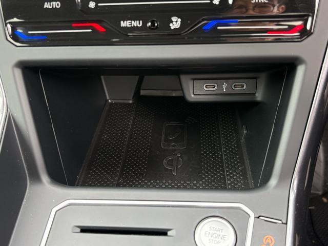 ポロＧＴＩ ベースグレード　スポーツセレクトＰＫＧ　ＬＥＤマトリックスヘッドライト　１８インチＡＷ　ＡＣＣ　トラベルアシスト　デジタルメーター　Ａｐｐ－Ｃｏｎｎｅｃｔ　ワイヤレスチャージ　ブラインドスポット　レーンキープアシスト（34枚目）
