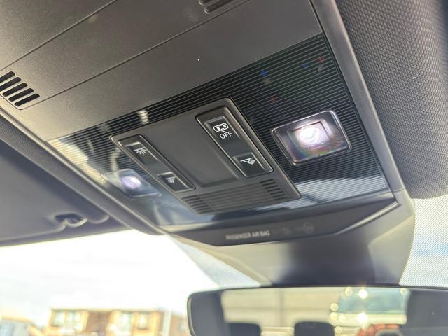 Ｔ－ロック ＴＤＩ　４モーション　ブラックスタイル　登録済未使用車　アスコットグレー　ＩＱライト　ＡＣＣ　トラベルアシスト　デジタルメーター　Ａｐｐ－Ｃｏｎｎｅｃｔ　ワイヤレスチャージ　電動リヤゲート　障害物センサー　ブラインドスポット　新車保証継承（42枚目）