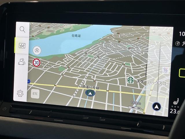 �P�O�C���`��^�S�ʃ^�b�`�p�l���̗p�̏����C���t�H�e�C�����g�V�X�e���m�c���������������o�����n�@�i�r�Q�[�V�����̈�𒴂���ԗ��𑍍��I�ɊǗ�����C���t�H�e�C�������g�V�X�e���ł��B