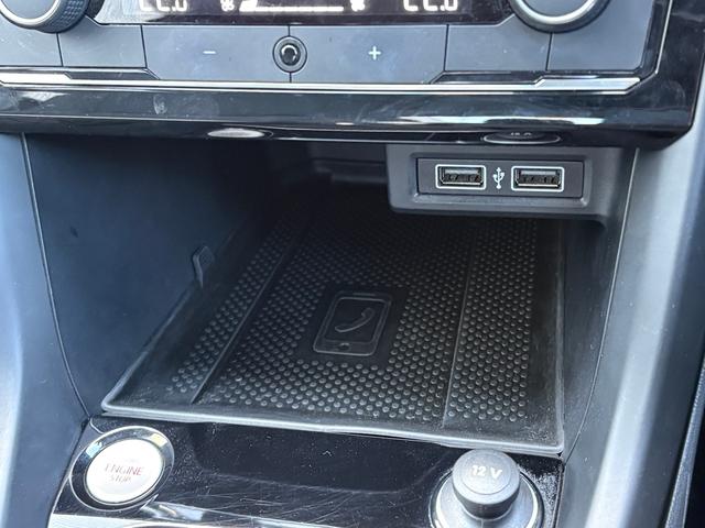 �G�A�R������p�l�����́A�X�}�[�g�t�H�����C�����X�`���[�W�������p���������܂��B�t�r�a���Q���ݒu����Ă��܂��B