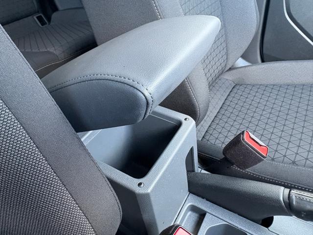 �t�����g�A�[�����X�g�͏������[�����˔����Ă��܂��B