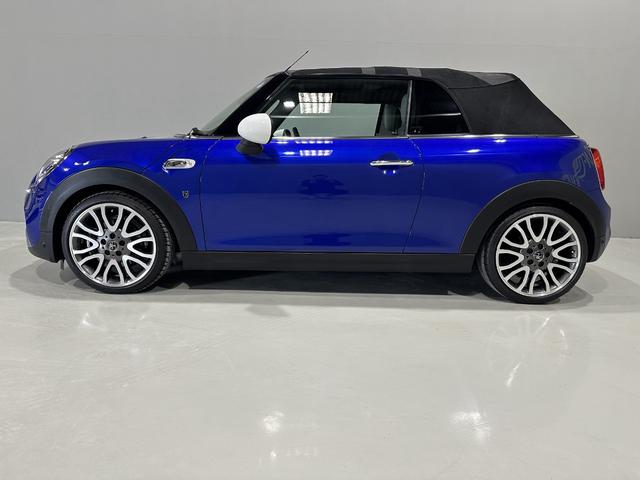 ＭＩＮＩ ＭＩＮＩ