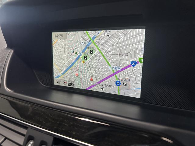 Ｃ１８０ステーションワゴン　アバンギャルド　傷修復済み　内装クリーニング仕上げ済み　純正ナビ　バックカメラ　ハーフレザー　ＥＴＣ　ＴＶ(27枚目)