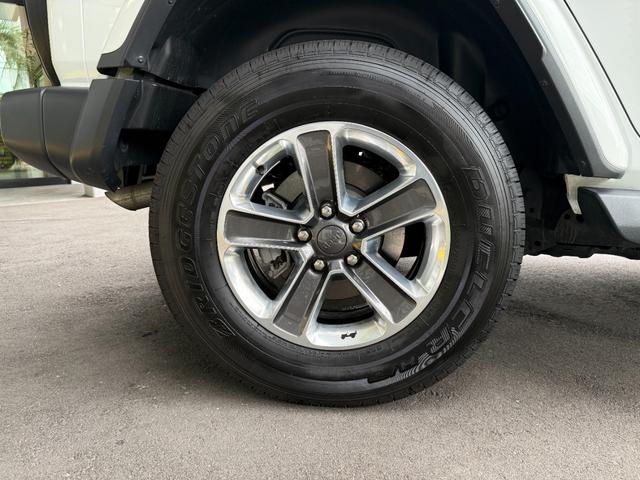 ジープ・ラングラーアンリミテッド サハラ アンリミテッドサハラ3.6L4WD AppleCarPlay対応 ベージュレザー スペアキー有 シートヒーター アダプティブクルーズコントロール 純正アルミホイール18インチ ETC2.0 ドラレコ(10枚目)