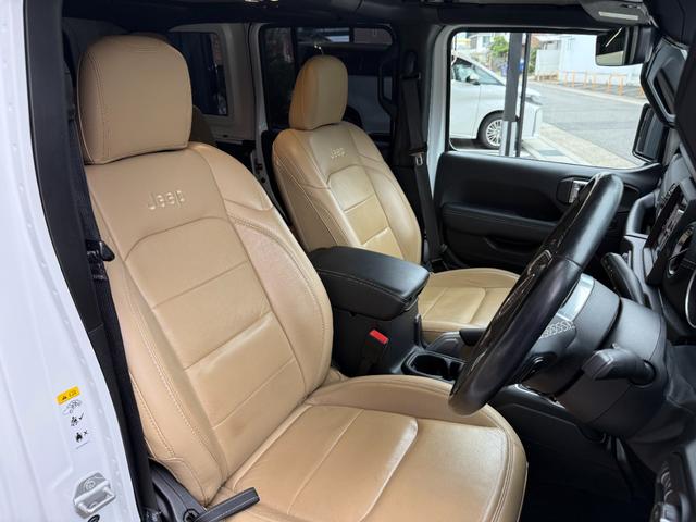 ジープ・ラングラーアンリミテッド サハラ アンリミテッドサハラ3.6L4WD AppleCarPlay対応 ベージュレザー スペアキー有 シートヒーター アダプティブクルーズコントロール 純正アルミホイール18インチ ETC2.0 ドラレコ(15枚目)