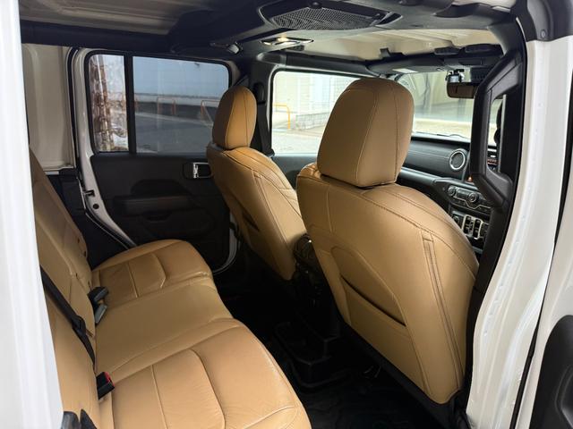 ジープ・ラングラーアンリミテッド サハラ アンリミテッドサハラ3.6L4WD AppleCarPlay対応 ベージュレザー スペアキー有 シートヒーター アダプティブクルーズコントロール 純正アルミホイール18インチ ETC2.0 ドラレコ(27枚目)