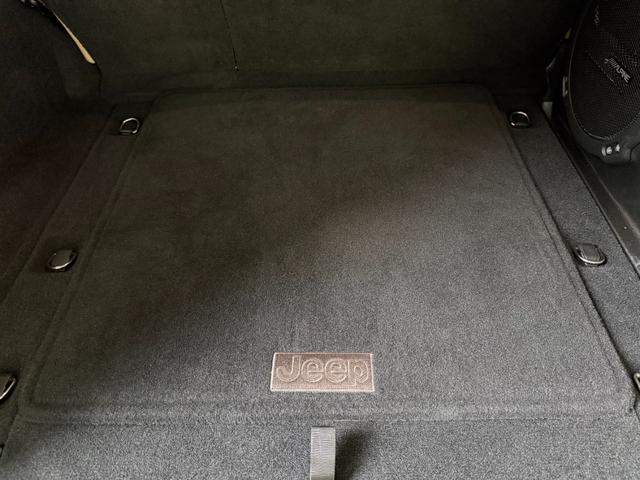 ジープ・ラングラーアンリミテッド サハラ アンリミテッドサハラ3.6L4WD AppleCarPlay対応 ベージュレザー スペアキー有 シートヒーター アダプティブクルーズコントロール 純正アルミホイール18インチ ETC2.0 ドラレコ(34枚目)