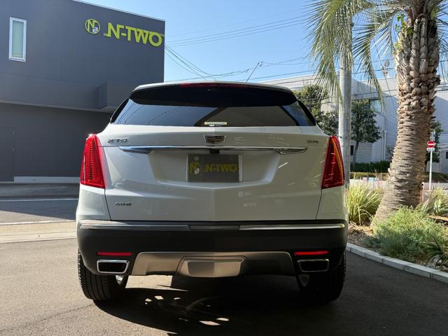 キャデラックXT5クロスオーバー プラチナム サンルーフ ベージュセミアニリンレザーシート ワンオーナー Apple Car Play対応 BOSEサラウンドサウンド デジタルインナーミラー ドライブレコーダー ETC(7枚目)