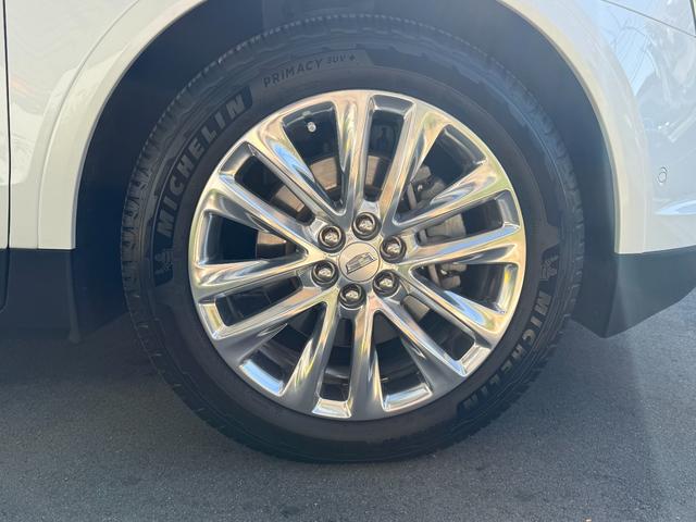 キャデラックXT5クロスオーバー プラチナム サンルーフ ベージュセミアニリンレザーシート ワンオーナー Apple Car Play対応 BOSEサラウンドサウンド デジタルインナーミラー ドライブレコーダー ETC(12枚目)