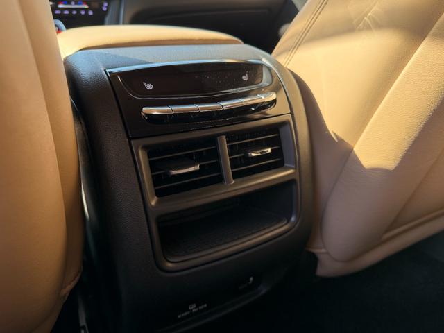 キャデラックXT5クロスオーバー プラチナム サンルーフ ベージュセミアニリンレザーシート ワンオーナー Apple Car Play対応 BOSEサラウンドサウンド デジタルインナーミラー ドライブレコーダー ETC(35枚目)
