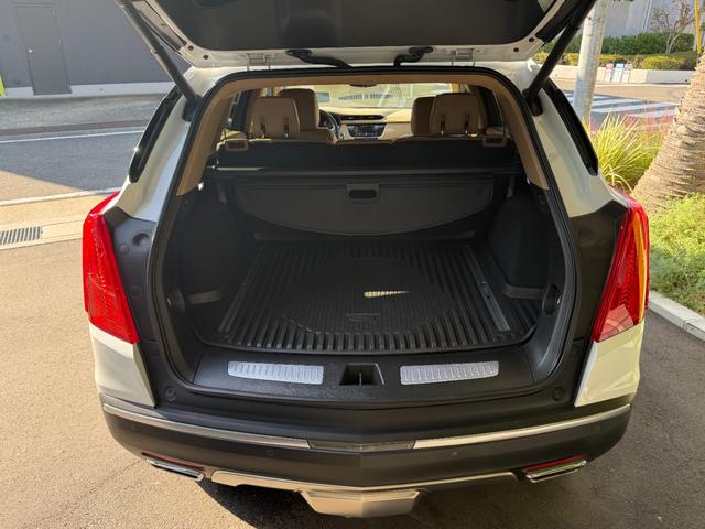 キャデラックXT5クロスオーバー プラチナム サンルーフ ベージュセミアニリンレザーシート ワンオーナー Apple Car Play対応 BOSEサラウンドサウンド デジタルインナーミラー ドライブレコーダー ETC(37枚目)
