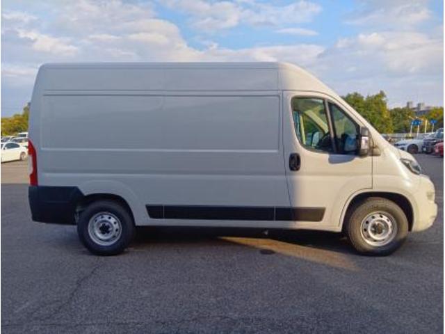 デュカト 　新車　正規ディーラー車　全長５４１ｃｍ　全幅２１０ｃｍ　全高２５２ｃｍ２．２Ｌディーゼルターボエンジン　トルクコンバーター式９速ＡＴ　国内純正ナビ　ＥＴＣ２．０　カープレイ搭載（8枚目）