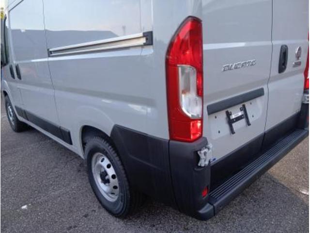 デュカト 　新車　正規ディーラー車　全長５４１ｃｍ　全幅２１０ｃｍ　全高２５２ｃｍ２．２Ｌディーゼルターボエンジン　トルクコンバーター式９速ＡＴ　国内純正ナビ　ＥＴＣ２．０　カープレイ搭載（12枚目）