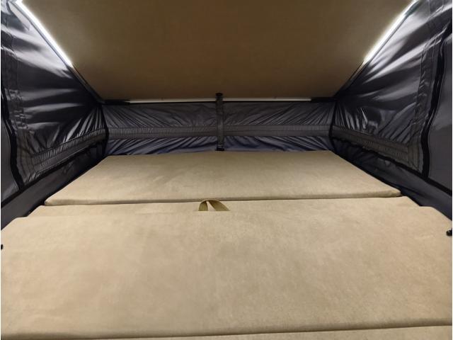 フリード ｅ：ＨＥＶクロスター　新車／キャンピングカー／ホワイトハウスキャンパー／ＰＯＰＵＰ／ポップアップ／車中泊／ＦＦヒーター／回転シート（9枚目）