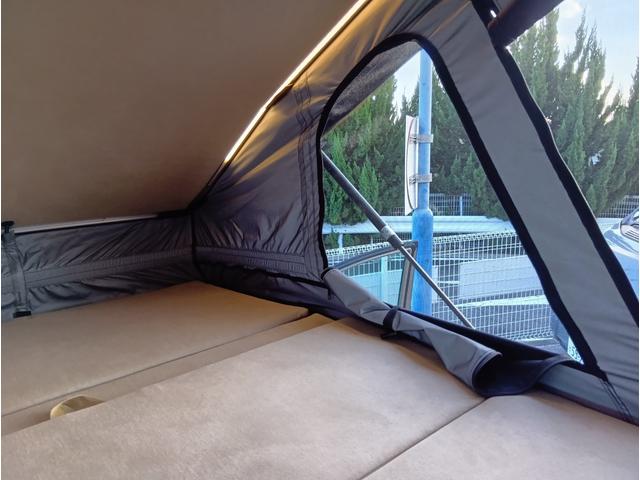 フリード ｅ：ＨＥＶクロスター　新車／キャンピングカー／ホワイトハウスキャンパー／ＰＯＰＵＰ／ポップアップ／車中泊／ＦＦヒーター／回転シート（11枚目）