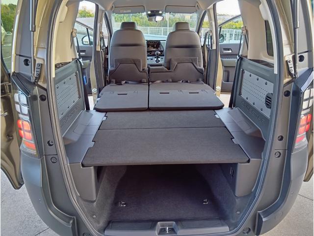 フリード ｅ：ＨＥＶクロスター　新車／キャンピングカー／ホワイトハウスキャンパー／ＰＯＰＵＰ／ポップアップ／車中泊／ＦＦヒーター／回転シート（14枚目）