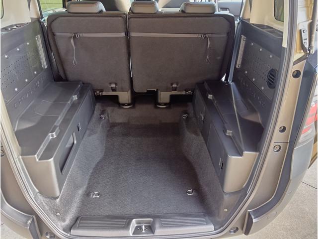 フリード ｅ：ＨＥＶクロスター　新車／キャンピングカー／ホワイトハウスキャンパー／ＰＯＰＵＰ／ポップアップ／車中泊／ＦＦヒーター／回転シート（21枚目）