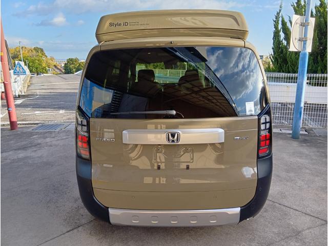 フリード ｅ：ＨＥＶクロスター　新車／キャンピングカー／ホワイトハウスキャンパー／ＰＯＰＵＰ／ポップアップ／車中泊／ＦＦヒーター／回転シート（25枚目）