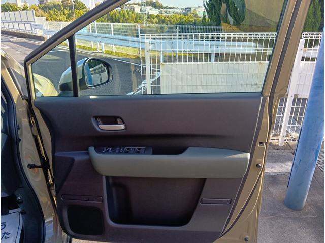 フリード ｅ：ＨＥＶクロスター　新車／キャンピングカー／ホワイトハウスキャンパー／ＰＯＰＵＰ／ポップアップ／車中泊／ＦＦヒーター／回転シート（57枚目）