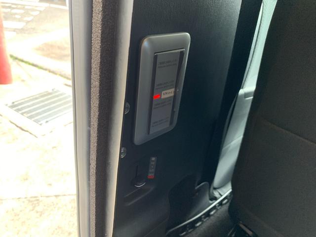 ハイエースバン ＳロングワイドＤＸ　ＧＬパッケージ　ハイエースキャンパー／ホワイトハウスキャンパー製／ＦＲＰオリジナＰＯＰ　ＵＰルーフ＆テント／ギャレー／４０Ｌ冷蔵庫／カセットコンロ＆コンパクトシンク／ＣＴＥＫ昇圧走行充電システム／フライスクリーン（32枚目）