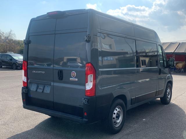 デュカト Ｌ２Ｈ２　正規ディーラー車　５人乗り１ナンバー　国内架装　全長５４１ｃｍ　全幅２１０ｃｍ　全高２５２ｃｍ２．２Ｌディーゼルターボエンジン　トルクコンバーター式９速ＡＴ　国内純正ナビ　ＥＴＣ２．０　カープレイ搭載（8枚目）