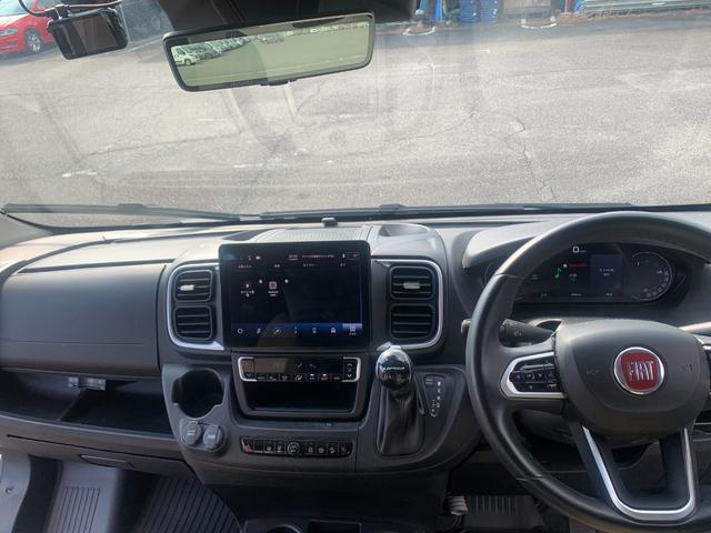 デュカト Ｌ２Ｈ２　正規ディーラー車　５人乗り１ナンバー　国内架装　全長５４１ｃｍ　全幅２１０ｃｍ　全高２５２ｃｍ２．２Ｌディーゼルターボエンジン　トルクコンバーター式９速ＡＴ　国内純正ナビ　ＥＴＣ２．０　カープレイ搭載（17枚目）