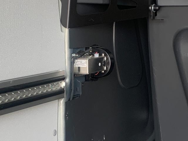 デュカト Ｌ２Ｈ２　正規ディーラー車　５人乗り１ナンバー　国内架装　全長５４１ｃｍ　全幅２１０ｃｍ　全高２５２ｃｍ２．２Ｌディーゼルターボエンジン　トルクコンバーター式９速ＡＴ　国内純正ナビ　ＥＴＣ２．０　カープレイ搭載（43枚目）