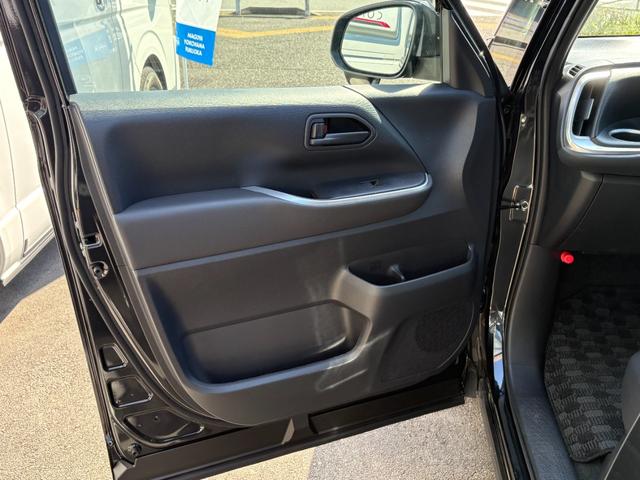 ヴォクシー ハイブリッドＳ－Ｇ　キャンパー装備新品／大人４人就寝／ポップアップルーフ／シートヒーター／デュアルエアコン／サブバッテリー／ＦＦヒーター／外部電源＆ＡＣコンセント／網戸／プライバシーカーテン／キャンピングカー／キャンパー（48枚目）