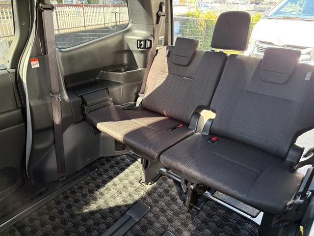 ヴォクシー ハイブリッドＳ－Ｇ　キャンパー装備新品／大人４人就寝／ポップアップルーフ／シートヒーター／デュアルエアコン／サブバッテリー／ＦＦヒーター／外部電源＆ＡＣコンセント／網戸／プライバシーカーテン／キャンピングカー／キャンパー（62枚目）