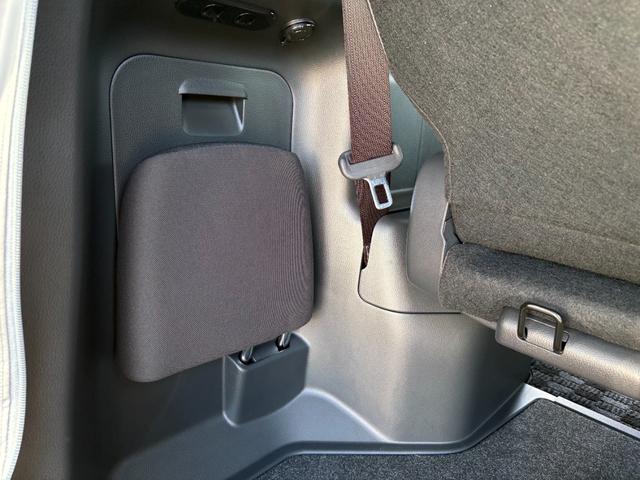 ヴォクシー ハイブリッドＳ－Ｇ　キャンパー装備新品／大人４人就寝／ポップアップルーフ／シートヒーター／デュアルエアコン／サブバッテリー／ＦＦヒーター／外部電源＆ＡＣコンセント／網戸／プライバシーカーテン／キャンピングカー／キャンパー（64枚目）