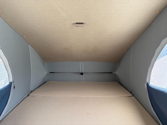 ヴォクシー ハイブリッドＳ－Ｇ　キャンパー装備新品／大人４人就寝／ポップアップルーフ／シートヒーター／デュアルエアコン／サブバッテリー／ＦＦヒーター／外部電源＆ＡＣコンセント／網戸／プライバシーカーテン／キャンピングカー／キャンパー（73枚目）