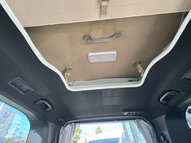 ヴォクシー ハイブリッドＳ－Ｇ　キャンパー装備新品／大人４人就寝／ポップアップルーフ／シートヒーター／デュアルエアコン／サブバッテリー／ＦＦヒーター／外部電源＆ＡＣコンセント／網戸／プライバシーカーテン／キャンピングカー／キャンパー（80枚目）