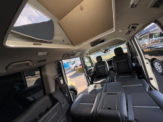 �|�b�v�A�b�v���[�t���̃X�e�b�v���S���ŁA�v���������炷���ɗ��s�ɏo���I��񂿂����ꏏ�ɂ��o�����ł��܂��恙