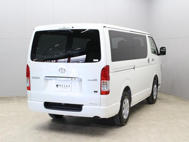 ハイエースバン ロングスーパーＧＬ　ダークプライムＳ　両側スライドドア　ハーフレザーシート　パノラマミックビューモニター　デジタルインナーミラー　ＬＥＤヘッドライト　フォグランプ　プッシュスタート（8枚目）