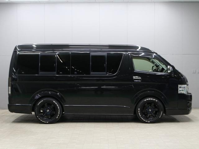 ハイエースワゴン GL ワンオーナー ローダウン オーバーフェンダー構造変更済み HDDナビ フルセグ リアモニター 左パワースライドドア 17インチAW ホワイトレタータイヤ 社外テール(7枚目)