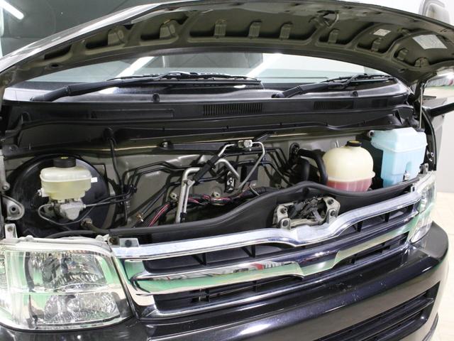 ハイエースワゴン GL ワンオーナー ローダウン オーバーフェンダー構造変更済み HDDナビ フルセグ リアモニター 左パワースライドドア 17インチAW ホワイトレタータイヤ 社外テール(28枚目)