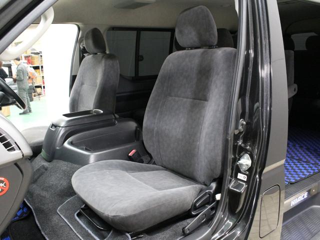 ハイエースワゴン GL ワンオーナー ローダウン オーバーフェンダー構造変更済み HDDナビ フルセグ リアモニター 左パワースライドドア 17インチAW ホワイトレタータイヤ 社外テール(50枚目)